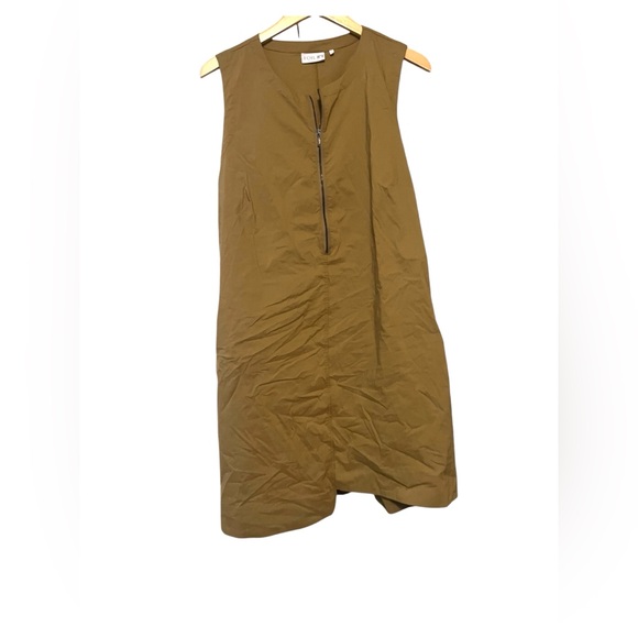 Foil Dresses & Skirts - Foil zip front green dress